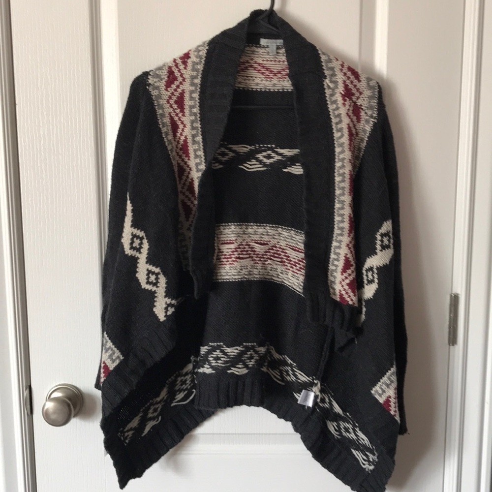 Gray cardigan with tribal print